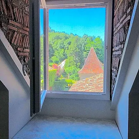 Manoir Du Bois Mignon Bed & Breakfast