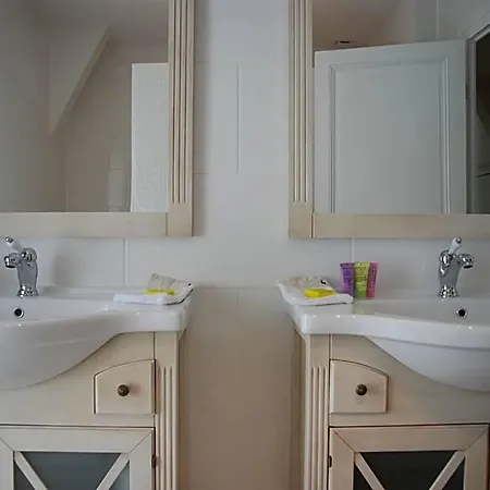 Bed & Breakfast Manoir Du Bois Mignon Le Fleix