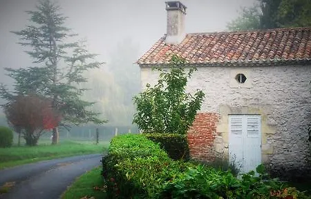 Oda ve Kahvaltı Manoir Du Bois Mignon 4*