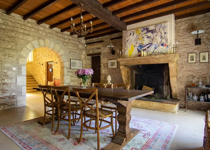 Manoir Du Bois Mignon Bed and Breakfast