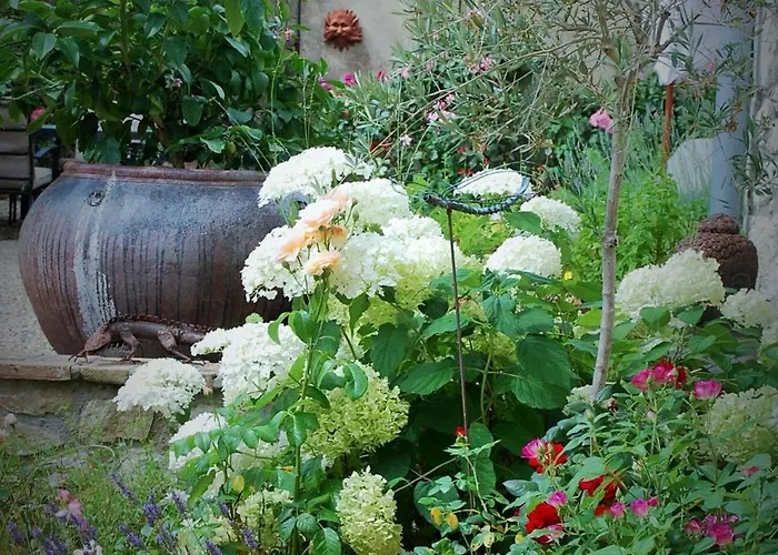 Manoir Du Bois Mignon Bed and Breakfast 4*